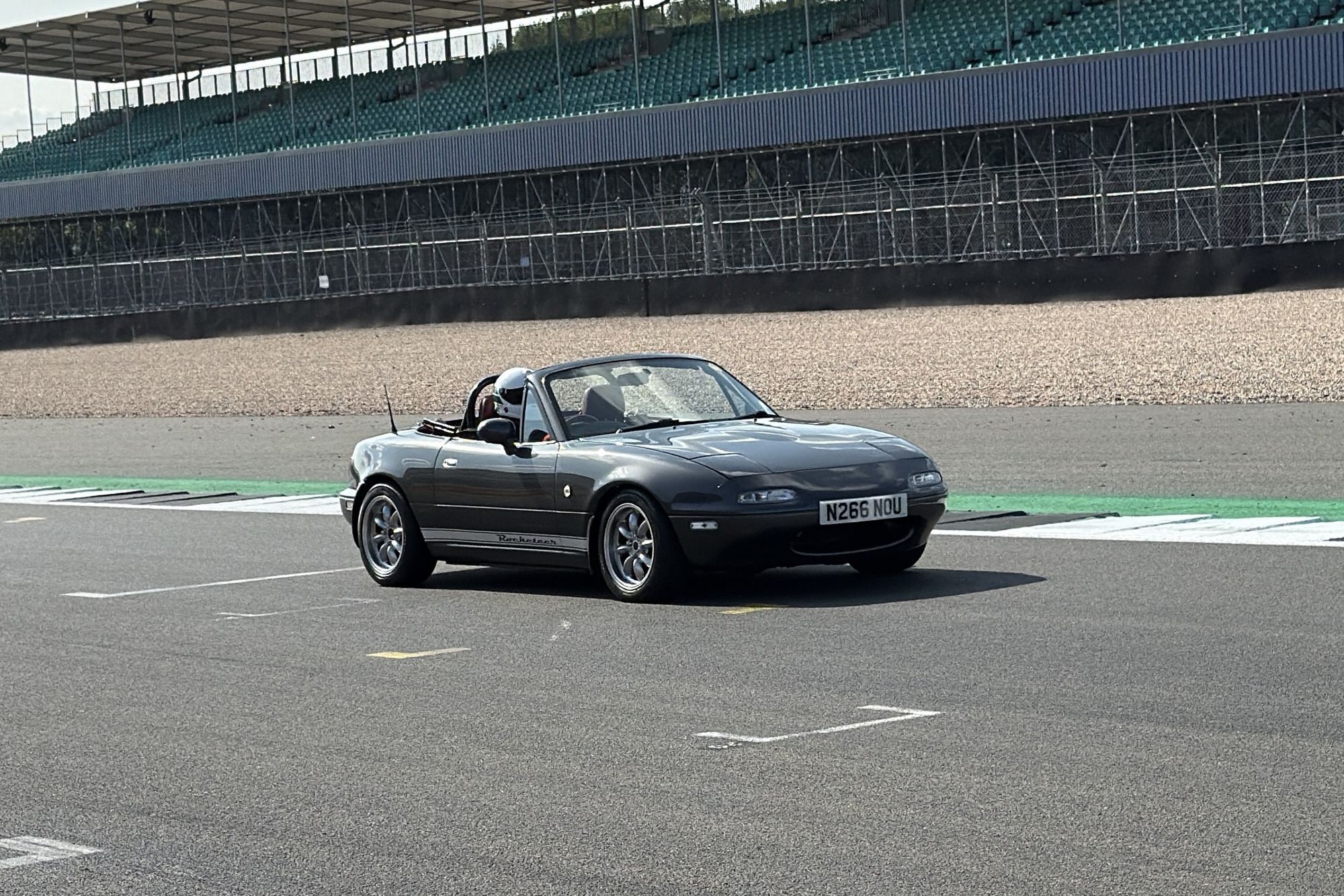 PistonHeads: Rocketeer announces two new RestoMod vehicles